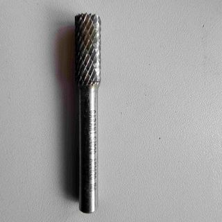 FRESAS ROTATIVAS CILINDRICAS DE METAL DURO