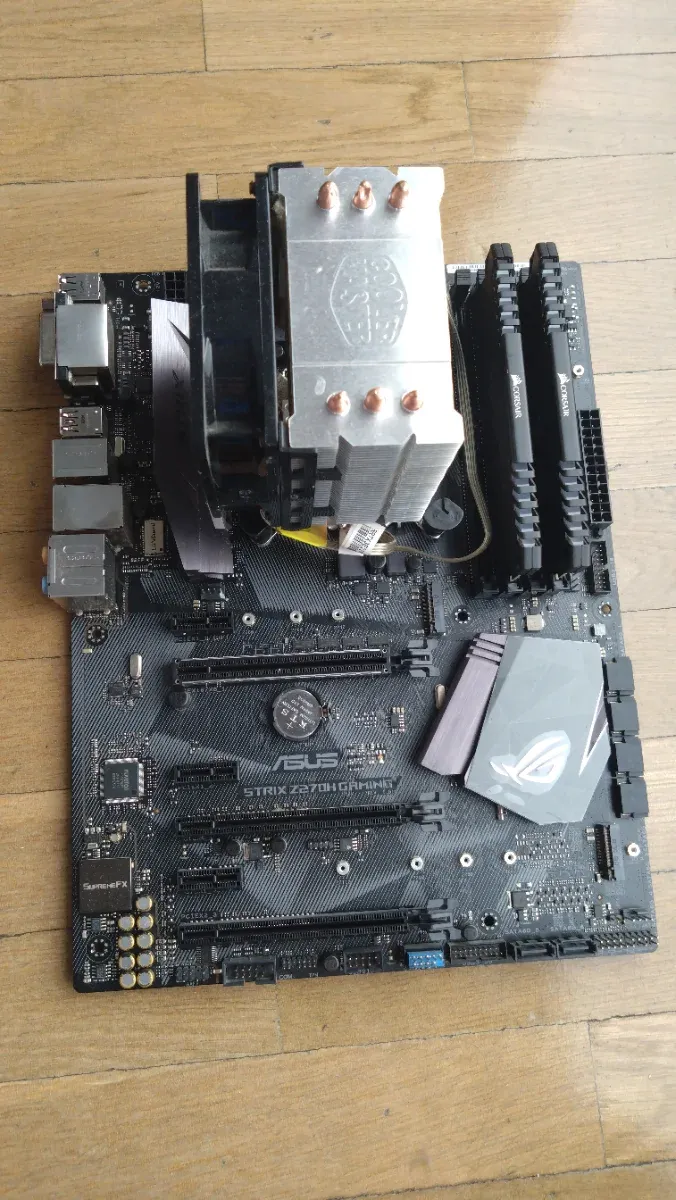 ASUS Z270H + Intel i7-7700k + 16gb ddr4