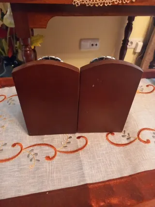 Separadores de libros madera y metal