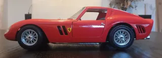 Ferrari GTO 1962 escala 1/18