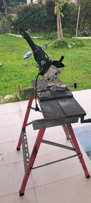 Mesa de corte y soporte