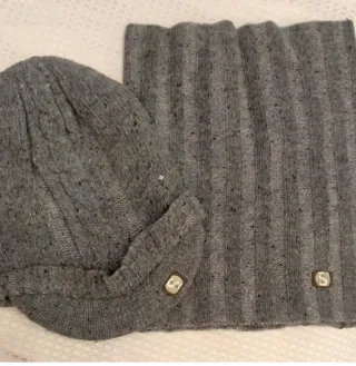 Cappellino e scaldacollo Sarabanda grigio