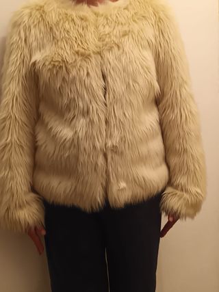 Chaquetón corto pelo