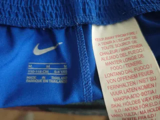 Pantalón corto FC Barcelona azul y rojo