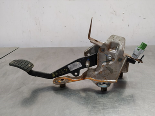 PEDAL EMBRAGUE RENAULT CAPTUR I H4BB408 01121630