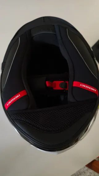 Casco Scorpion Moto Negro y Blanco