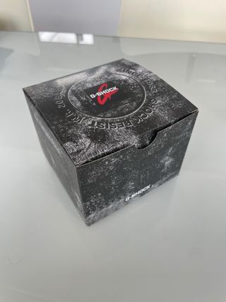 Casio GM-2100 - Nuevo con correa de resina