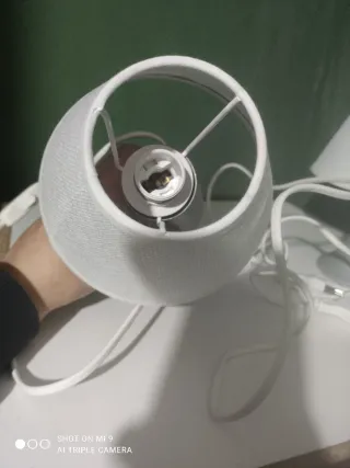 Juego 2 Lámparas Mesa Blancas y Plateadas