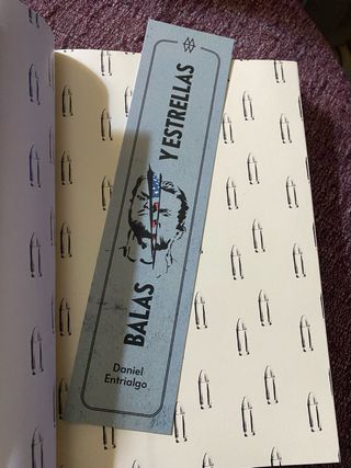 Daniel Entrialgo.: Balas y estrellas ( True Crimes