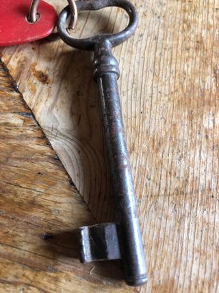 Set di 2 chiavi antiche