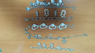 Pulseras cada una 2€