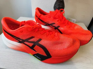 Zapatillas Asics Edge París Carbono