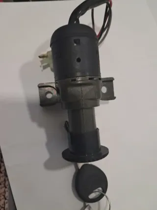 Cerradura Yamaha Jog 60 R + Llave