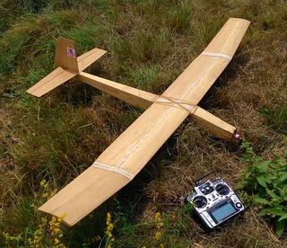 PLANO EN PAPEL DE AVION SUPER TURKEY