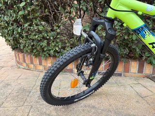 Bicicleta Rockrider verde