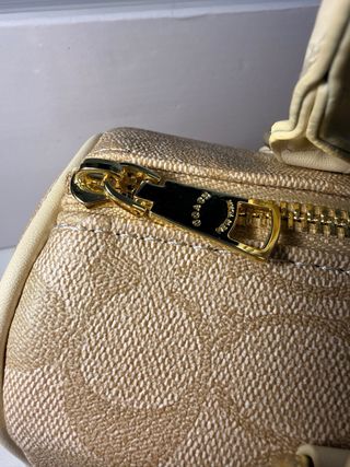 Bolso Coach Beige y Dorado