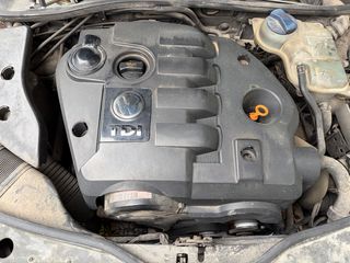 Cubierta Motor VW Passat 1.9 TDI