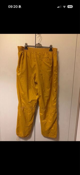 Pantaloni tuta Reebok gialli
