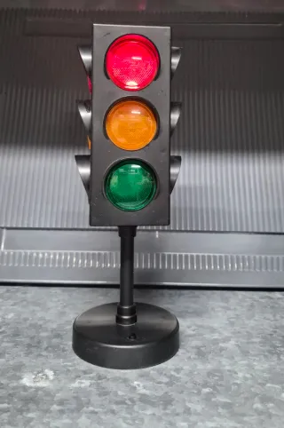 Lámpara en forma de semáforo