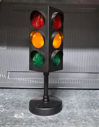 Lámpara en forma de semáforo