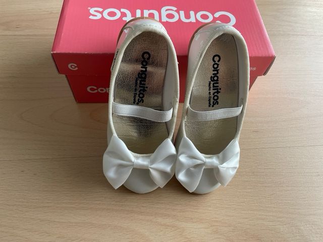 Merceditas charol blancas Talla 25