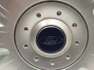 1Tapacubo Ford Galaxy 17 pulgadas