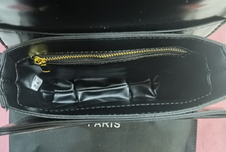 Bolso Celine Mini Triomphe de color negro