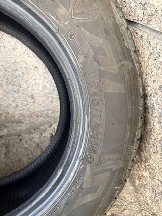 Neumáticos Firestone 215/70 R15C