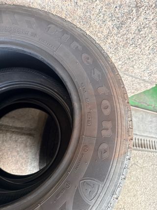 Neumáticos Firestone 215/70 R15C