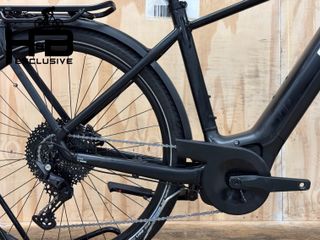 Cube Touring Hybrid Pro 625 Shimano Deore 2023