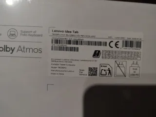 Lenovo Idea Tab con Lápiz sin abrir
