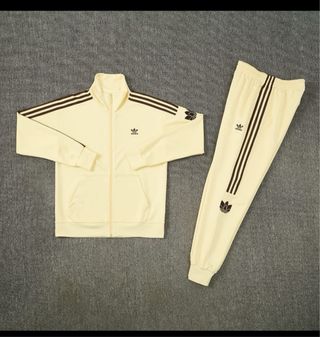 Chándal ADIDAS en muchos colores.  NUEVOS