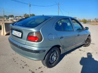 Renault Megane 1999