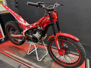 Beta Evo 300 2T 2023 Roja