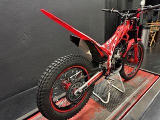 Beta Evo 300 2T 2023 Roja