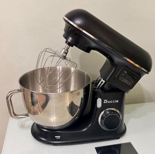 Batidora Amasadora Zuccie 8L 1500W