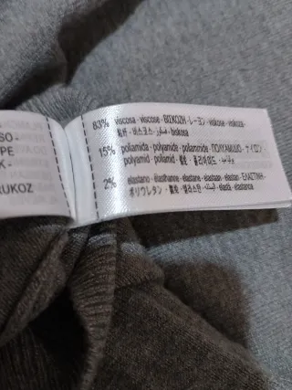 Jersey cuello alto gris