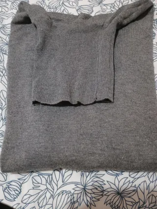 Jersey cuello alto gris