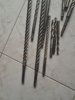 Lote brocas hierro y pared SDS