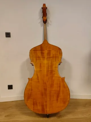 Contrabajo 4/4 con funda