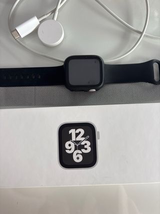Apple Watch SE 40mm Silver Aluminium CEL