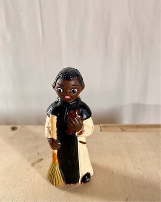 Figura Fray Escoba de barro