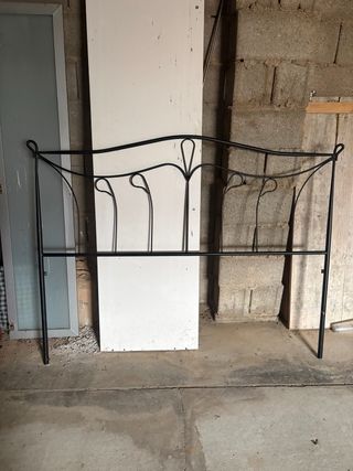 Cabecero de forja negro