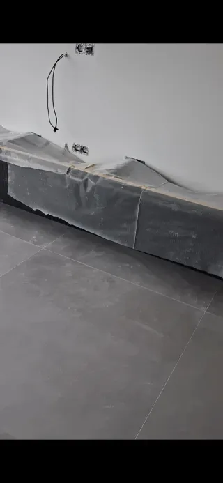 Ofrezco mis servicios de pintura.