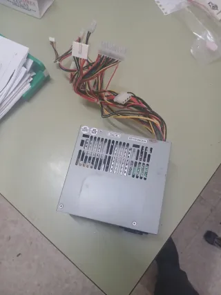 Fuente de Alimentación FSP ATX-250GT