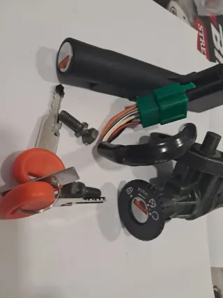 Juego Cerraduras Suzuki Katana Address