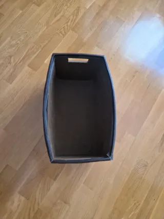 Revistero de tela a cuadros