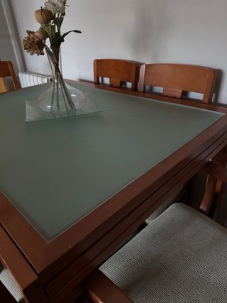 Mesa y 6 Sillas Comedor Madera