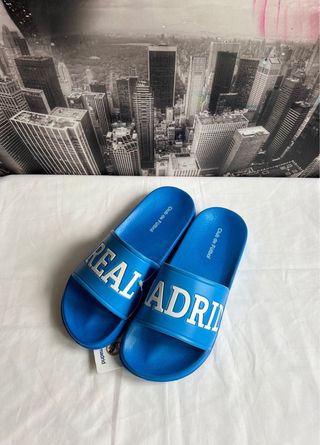 Chanclas Real Madrid Azul