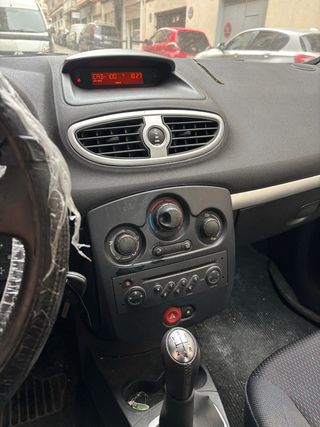 Renault Clio 2006